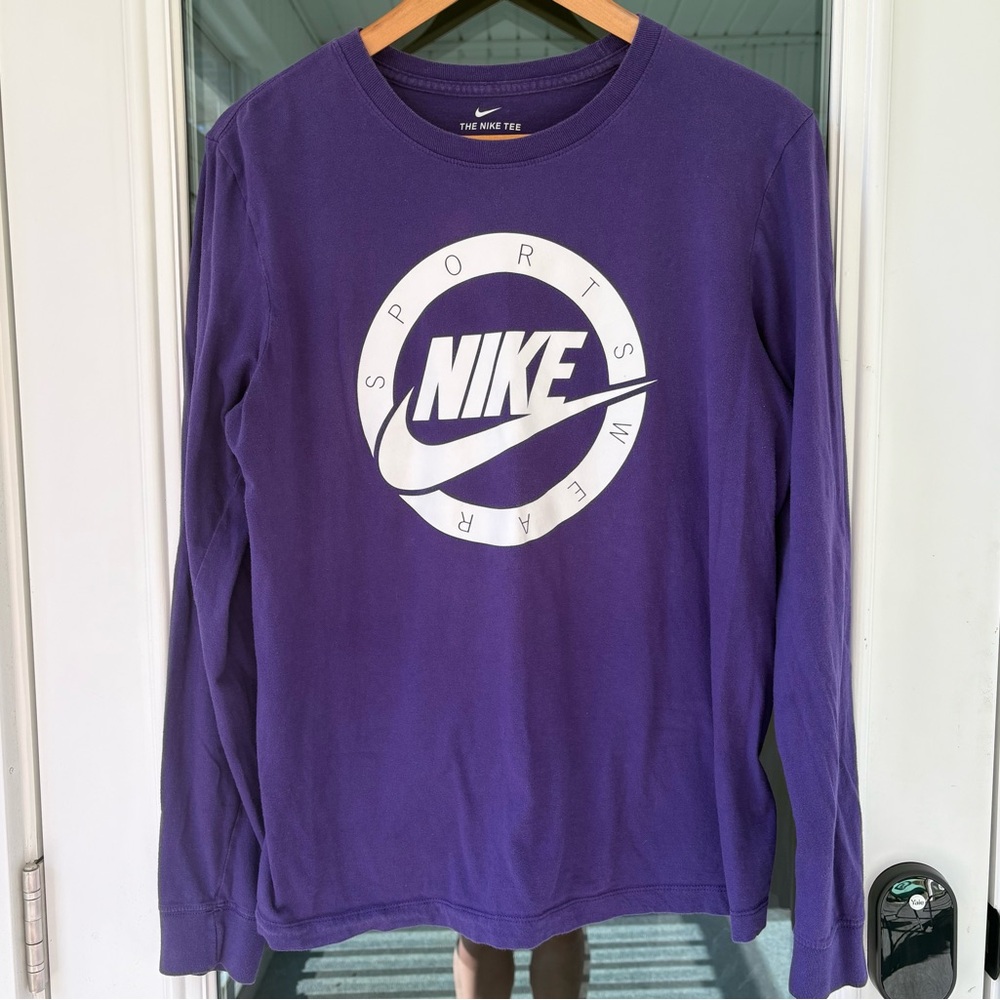 Nike Swoosh Sportswear Purple Long Sleeve Tee Size Small